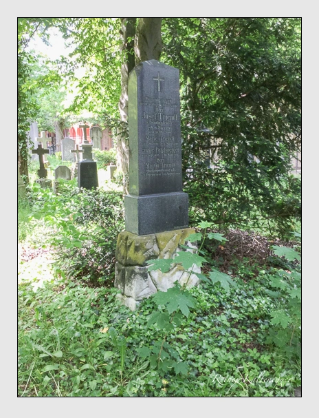 Grab der Familien Patzlperger · Triendl