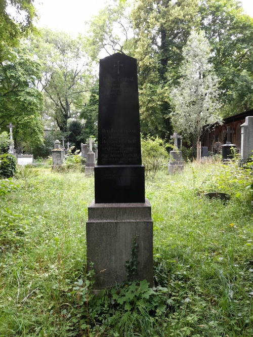 Grab der Familie Berthold
