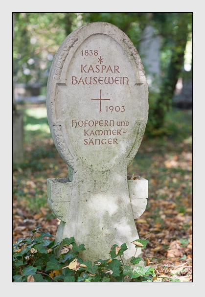 Grab der Familie Bausewein