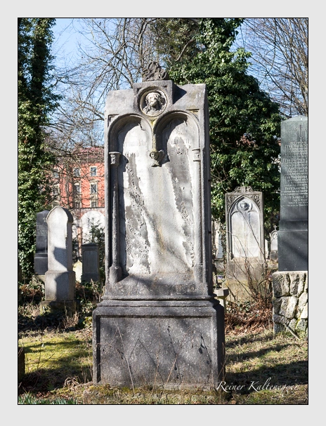 Grab der Familie Hermann