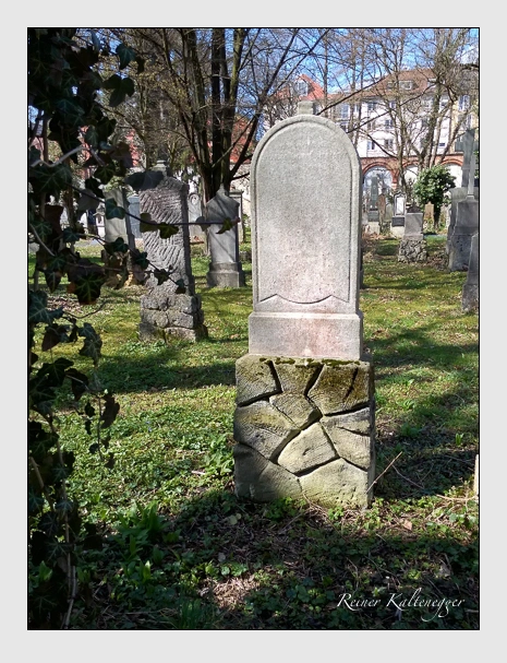 (Oktober 2016)