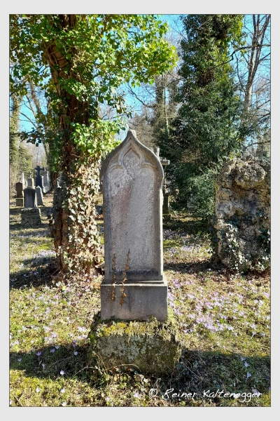 (März 2021)
