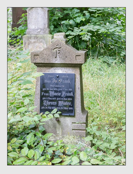 Grab der Familien Frank · Kuchler · Winter