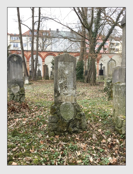 (März 2018)