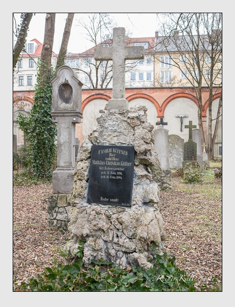 Grab der Familie Küffner
