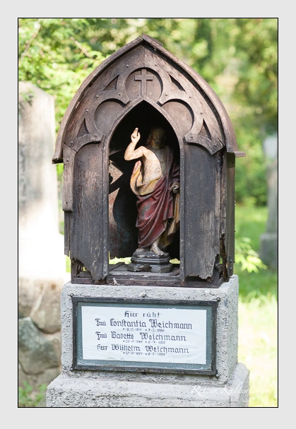 Grab der Familie Weichmann