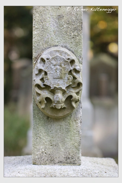 Grab der Familie Lüneschloss