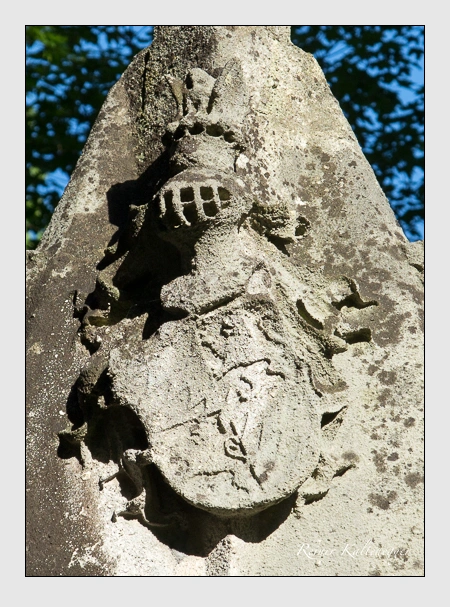Grab der Familie Holnstein