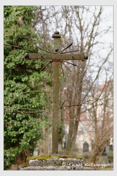 (März 2021)