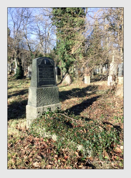 Grab der Familie Neumayer