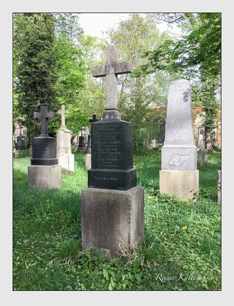 Grab der Familie Büchele