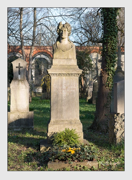 Grab der Familie Schröder