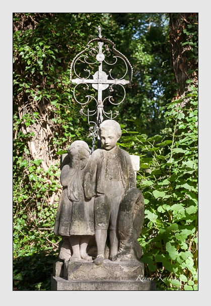 Grab der Familie Hunebald