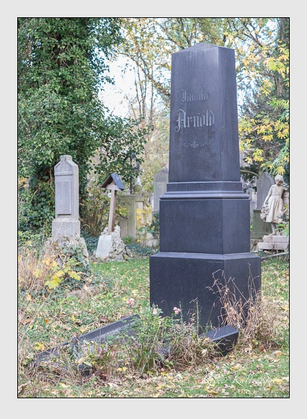 Grab der Familien Arnold · Prantl