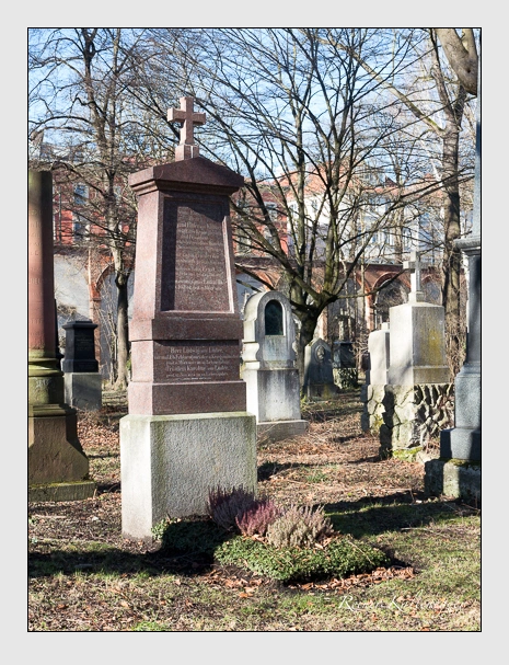 Grab der Familien Küffner · Lüder