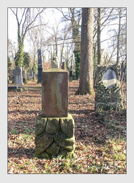 Grab der Familie Rummel